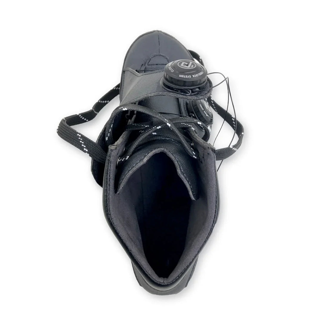 molded_skate_boot